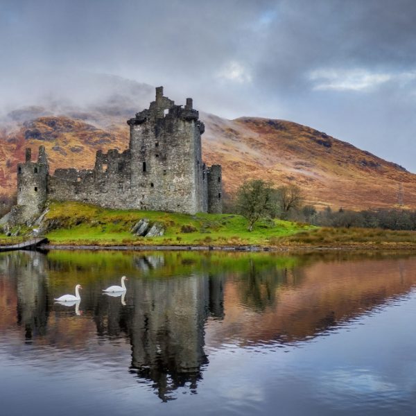 Kilchurn Castle: A Loch Awe Ruin with Unmatched&hellip;